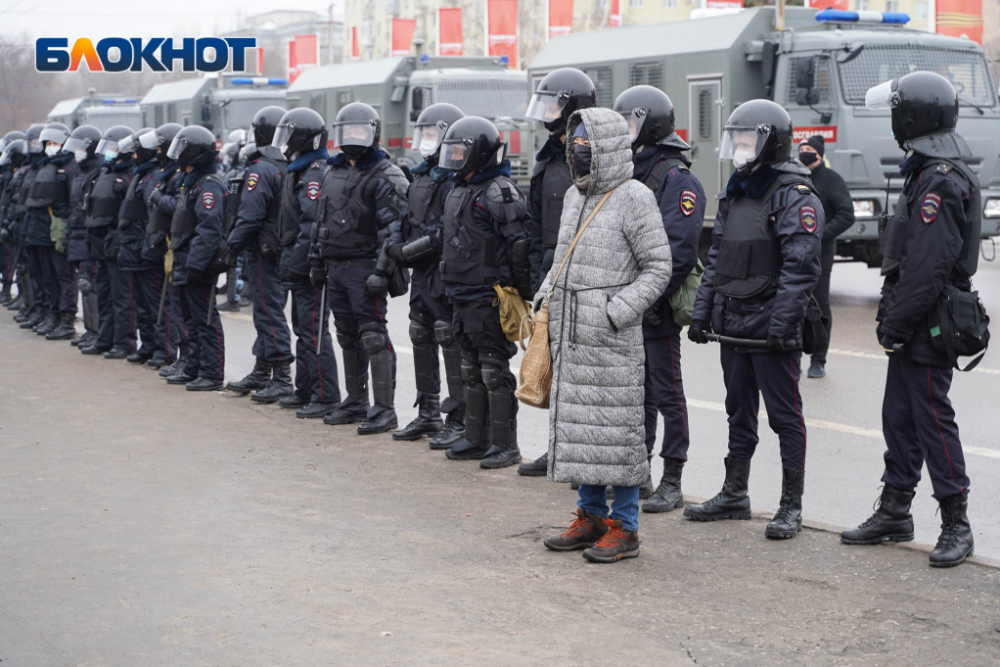 В Краснодаре вышли на улицы сотни полицейских