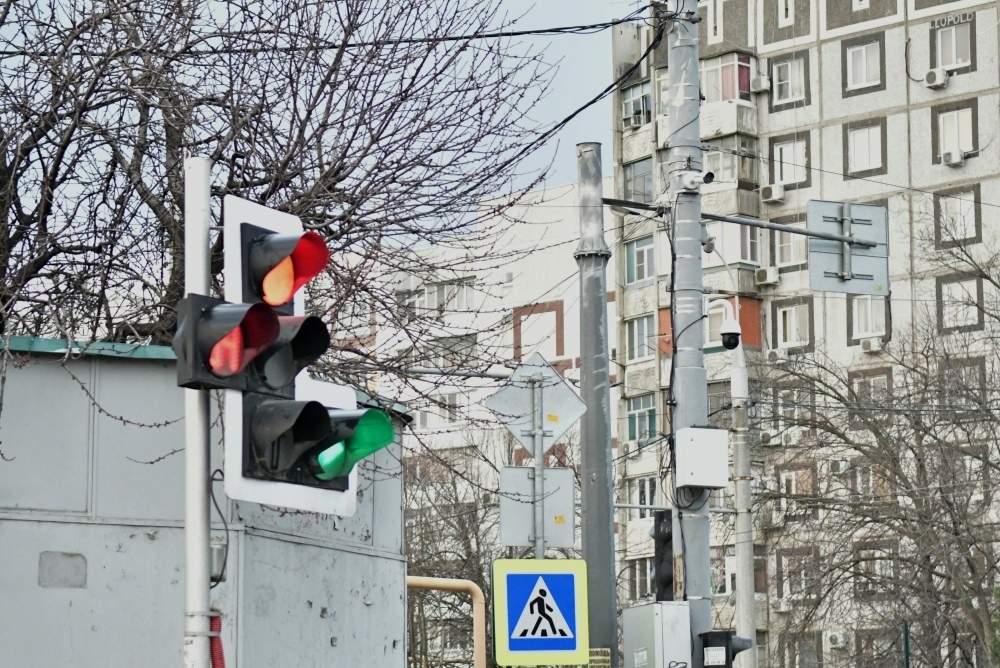В День всех влюбленных в Краснодаре выключат два светофора