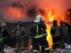  В Сочи загорелось нежилое здание 