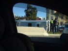 В Сочи «Мерседес» из Абхазии перевернул микроавтобус на бок