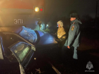 В Краснодарском крае поезд снес легковушку с людьми, есть погибший