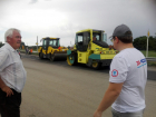 Дорожников Краснодара уличили за «непристойным» делом: рабочие сделали некачественный ремонт до этого хорошей дороги