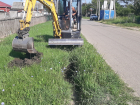 В Новокубанске после обращения депутат ГД почистили канавы для отвода ливневых вод