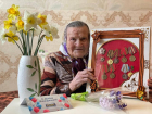 Андрей Анашкин поздравил жительницу своего округа с 99-летием