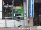 В Туапсе неизвестный попытался ограбить банкомат, но вместо этого взорвал его и еще полмагазина