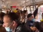 В Краснодаре антимасочница парализовала движение трамваев в час-пик