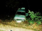 На Кубани чудом не погиб водитель в перевернувшейся машине