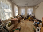 В Апшеронске власти хотят отобрать у волонтёров склад с гумпомощью для бойцов СВО