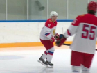 В Сочи Путин сыграл в хоккей на рождественских каникулах