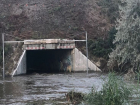В Анапе ливень затопил тоннель под железной дорогой 