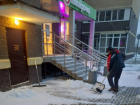 Краснодар заметает снегом: куда жаловаться на нерасчищенные дворы