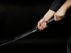 В Краснодаре муж угрожал жене самурайским мечом 
