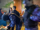 В Краснодаре задержали супругов из-за проукраинских высказываний в ресторане