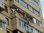 В Краснодаре балкон обрушился на авто после взрыва