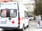 В результате авиаудара по грузовым суднам в Азовском море пострадал 22-летний моряк