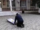 Позор, до чего довели: полиция проверяет инцидент с гробом у администрации Тимашевска