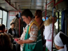 Мэр Краснодара запретил давать сдачу пассажирам в транспорте мешочками с мелочью 