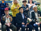 «День торжества добра над злом»: ветеранов Краснодара трогательно поздравили с 9 Мая