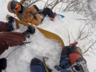 В горах Сочи сноубордистов спасли от смертельного схода лавины