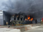  В Новороссийске вспыхнул пожар на станции техобслуживания 