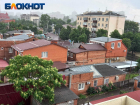 Первый летний ливень с грозой накрыл Краснодар