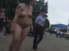 Обнаженная женщина разгуливала по Кореновску до встречи с полицией 