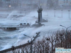Шторм в Новороссийске оставил без света пять тысяч человек
