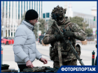 Выставку оружия и сбор гумпомощи для бойцов открыли в Краснодаре в преддверии 23 февраля