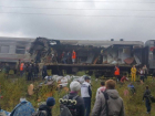  Пассажирский поезд из Адлера под Нижневартовском протаранил «КамАЗ» 