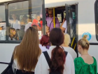 «Больше похоже на глумление»: краснодарский депутат о переполненных школьниками автобусах