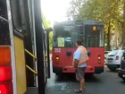  Маршрутка столкнулась с троллейбусом в Краснодаре 