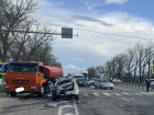 Массовое побоище машин на трассе устроил водитель КамАЗа: есть пострадавшие 