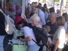 На вокзале Краснодара желающие уехать устроили столпотворение