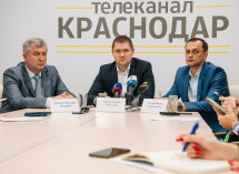 Переполненный транспорт, льготный проезд и недовольство горожан: власти Краснодара о проблемах после отмены школьных автобусов