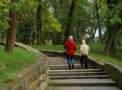 Между солнцем и слякотью: что прогнозируют краснодарцам в последний месяц осени