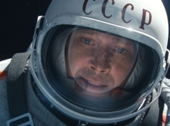 Евгений Миронов о «Времени первых»: «Мы беседовали с Леоновым по 6 часов»