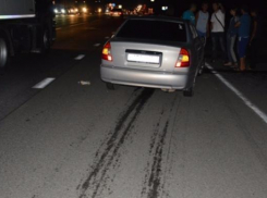 Переходивший проезжую часть в неположенном месте пешеход погубил водителя мотоцикла