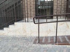 В Краснодаре подростки пытались убить девушку банкой с окурками