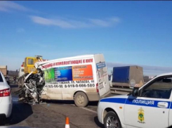 В лобовом ДТП под Краснодаром пострадали два человека 