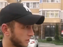 В Краснодаре пассажиры отказались платить глухому таксисту и обматерили его