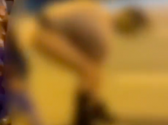 Полиция проверит девушек, танцевавших голыми в центре Краснодара