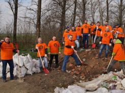Строительная компания «Семья» присоединилась к челленджу #trashtag по уборке мусора