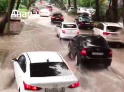 Анапу и Новороссийск ночью снова затопило - видео