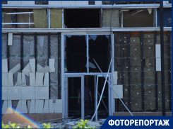 Горы битого стекла: кадры последствий ночной атаки ВСУ на Краснодар 