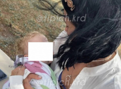 Родители погибшей 2-летней девочки в Краснодарском крае потребовали пересмотреть решение суда в отношении хозяйки базы отдыха