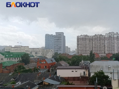 Главное в Краснодаре: аэропорт откроют, мать двоих детей пропала, яд в торте для летчиков был, вандалы разбушевались, а священник попал под суд 