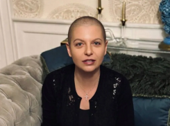 «Смерти нет»: Симоньян опубликовала первое фото без парика