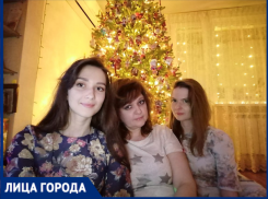 «Муж во всем виноват»: история собирательницы ёлочных игрушек Инны Дроздовой из Краснодара