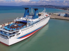  Лайнер «Князь Владимир» откроет круизный сезон в Сочи 