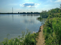 Рождественский парк Краснодара смывает  в Кубань